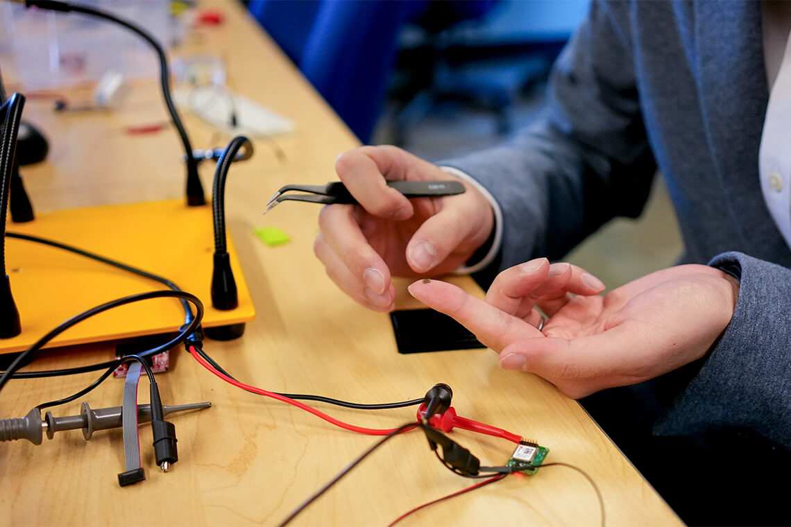 'Pacemaker For The Brain': Neural Implant Offers Safer, Smarter ...