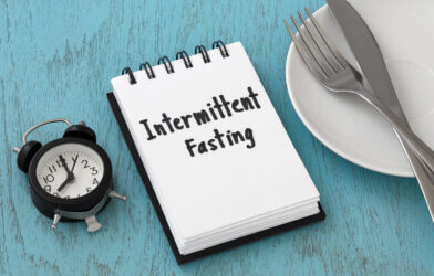 "Intermittent fasting" written on pad